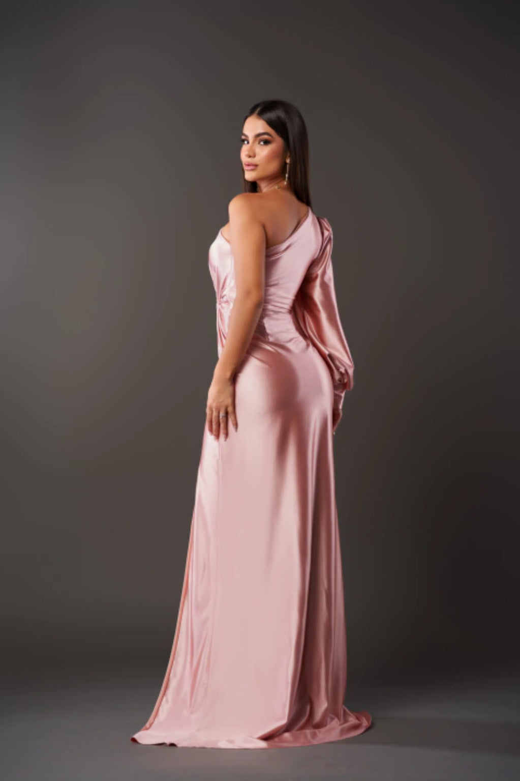 Hilda – Elegantes Kleid mit Finesse